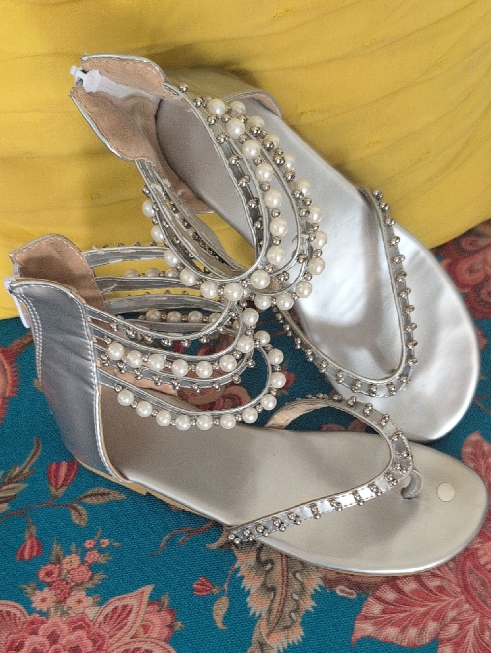 Silver Pearl Embellished Women's Sandals.